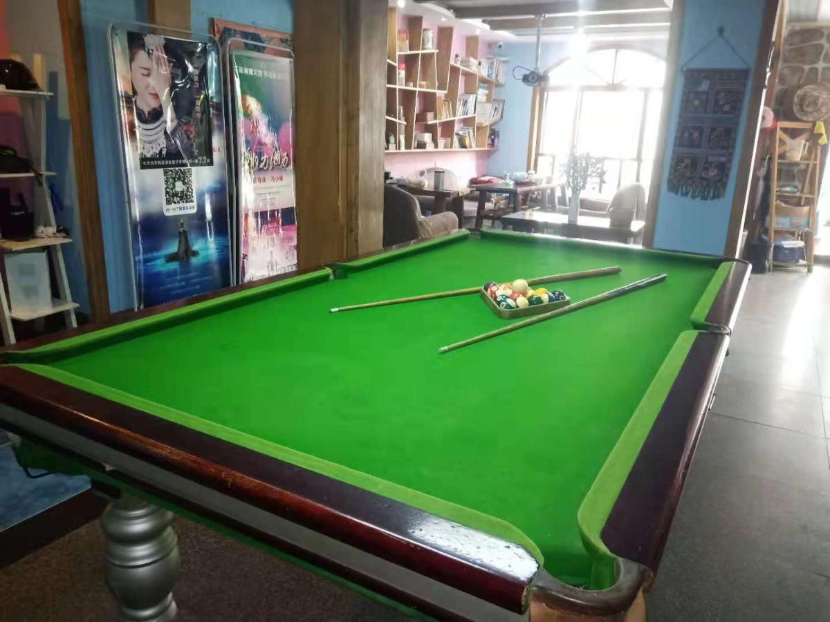 Zhangjiajie April Hostel Экстерьер фото